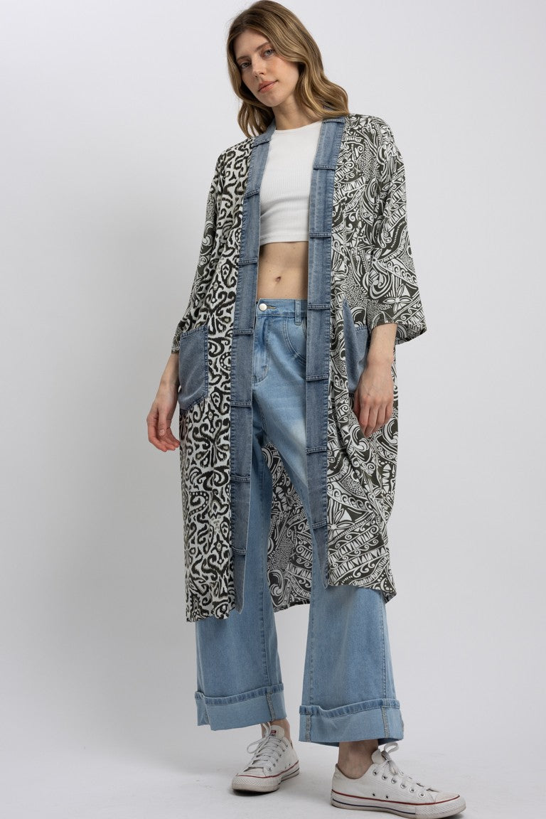 Black & White Patterned Shawl