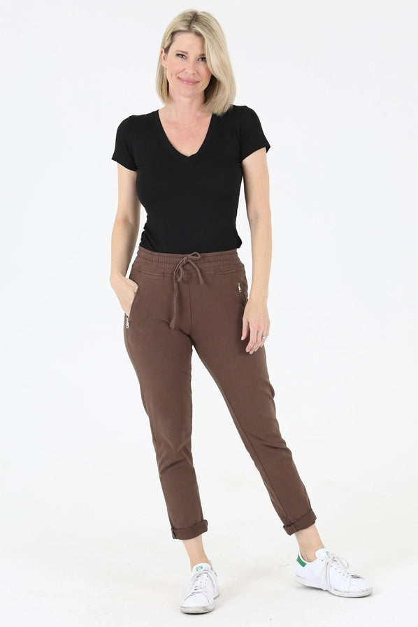Magnolia Jogger - Cocoa Brown