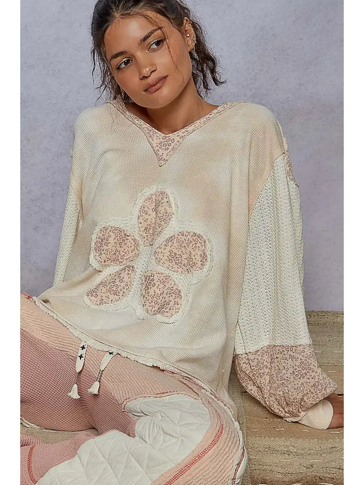Gauze Flower Patch Thermal Hoodie Knit Top