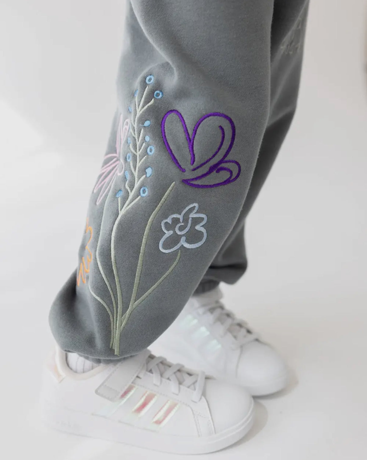 Gods Working Kids Sweatpants