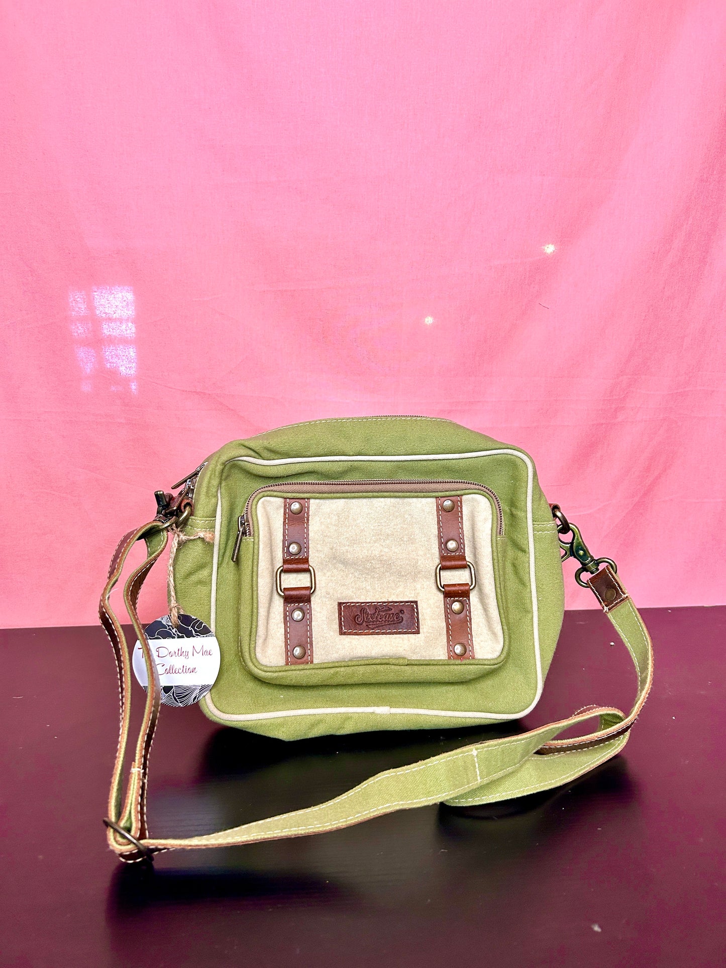 Olive Sixfease Canvas Purse