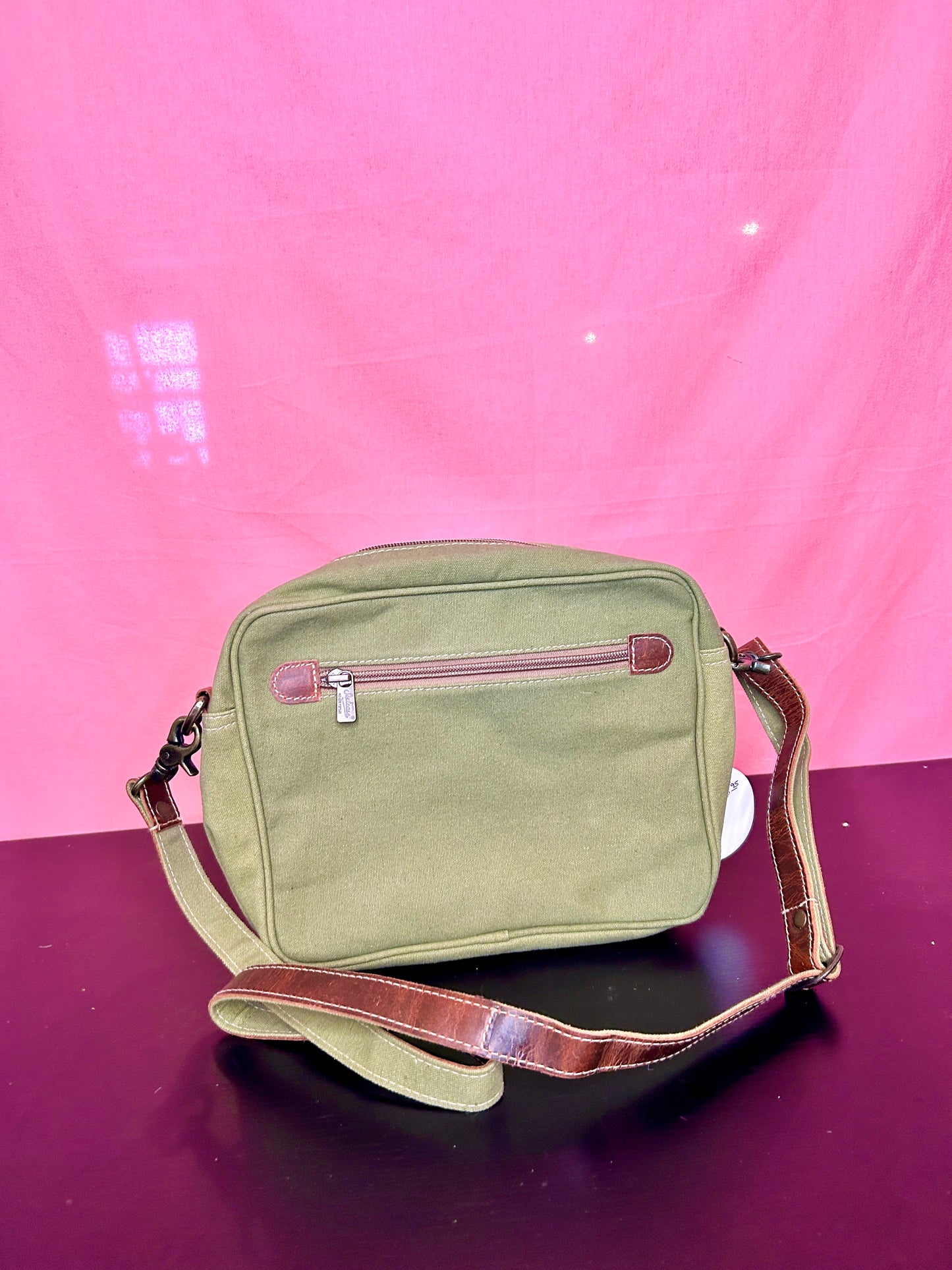 Olive Sixfease Canvas Purse