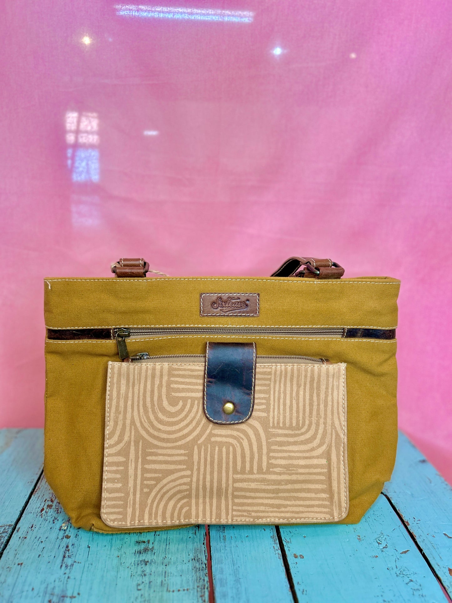 Tan Lined Pocket Purse