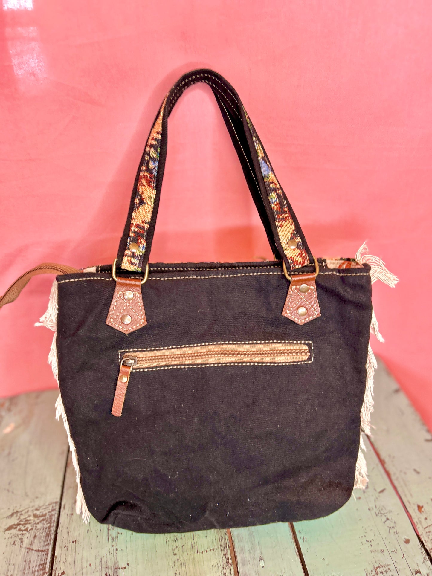 Multicolor White Frill Purse