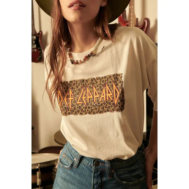 Def Leppard Leopard Print Oversized Graphic Tee