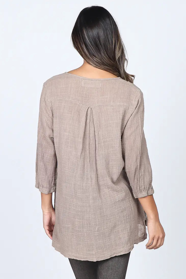 Hazelnut tunic with 3/4 Sleeves