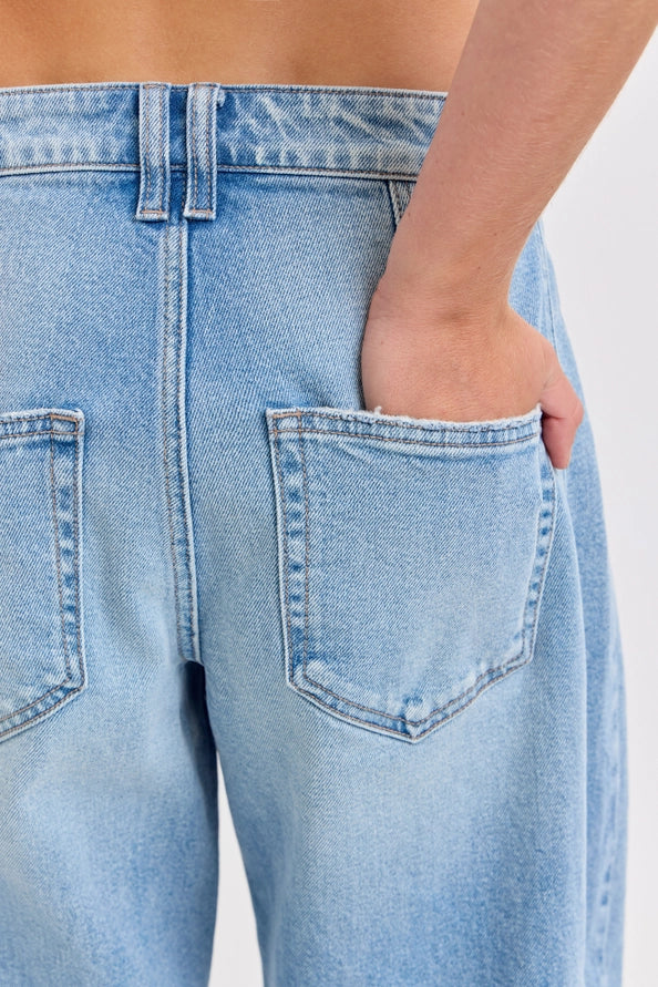 Mid-Waist Barrel Leg Jean