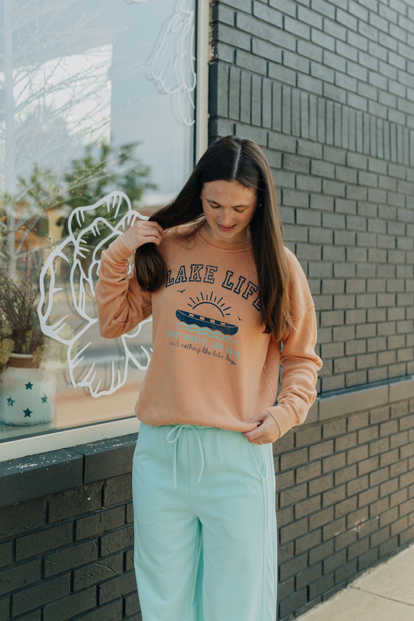Lake Life Sweatshirt - Peach
