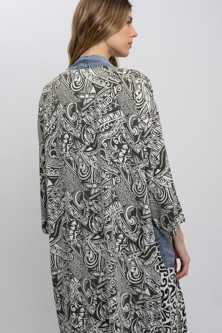 Black & White Patterned Shawl