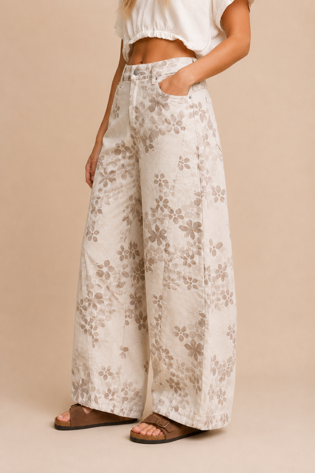 Floral Wide-Barrel Leg Pant