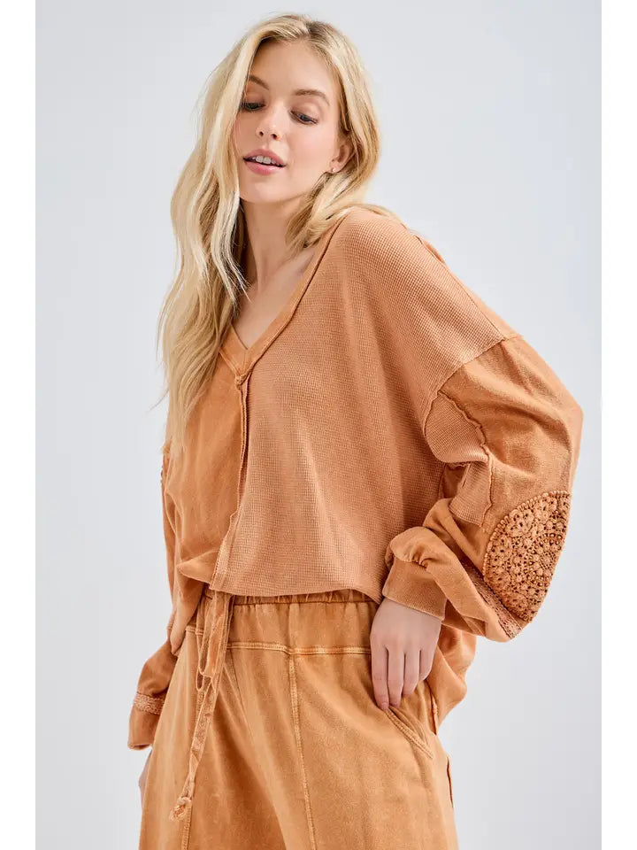 Mineral Wash V-Neck - Butterscotch