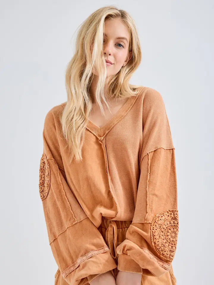 Mineral Wash V-Neck - Butterscotch
