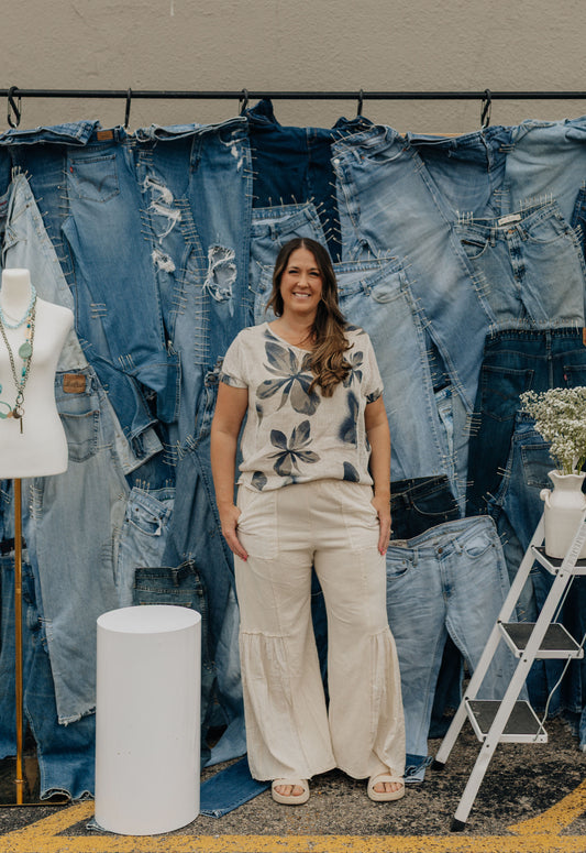 Classic Linen Top Butterly Print: Beige