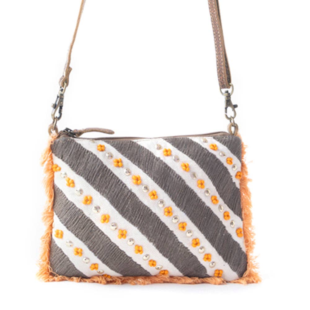 Canyon Skies Crossbody Bag: Grey