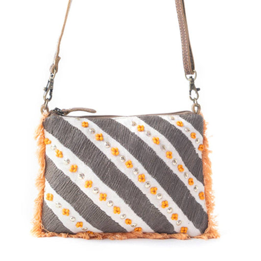 Canyon Skies Crossbody Bag: Grey