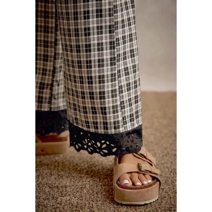 Plaid & Pretty Pant