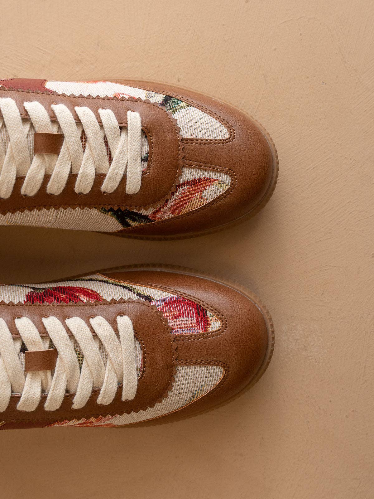 Beige Tulip Classic Low Top Sneakers
