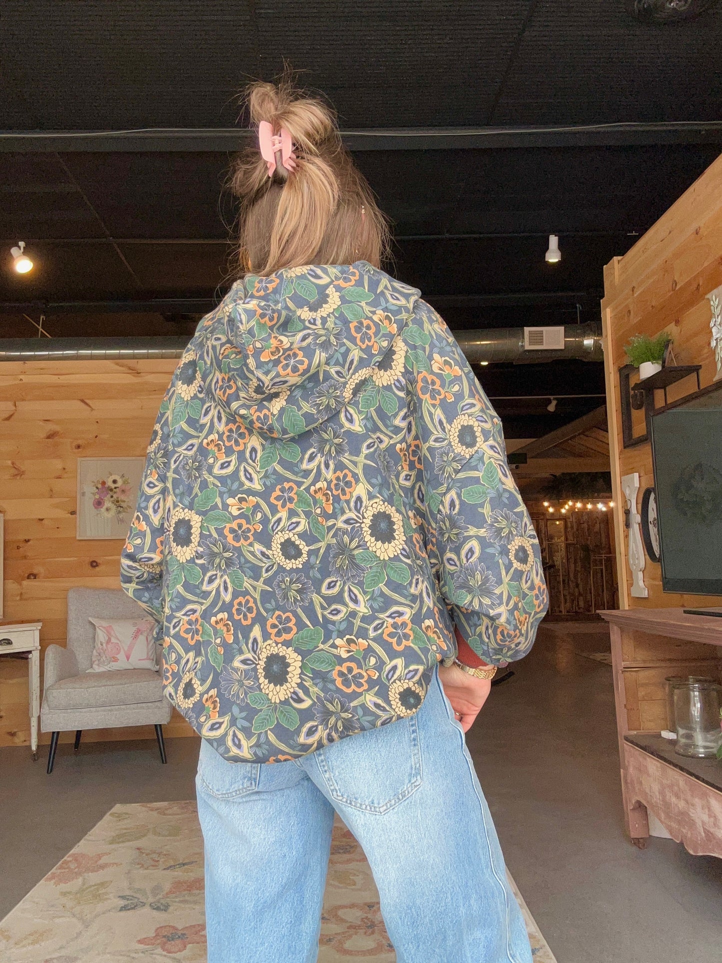 Navy & Tan Dahlias Sweatshirt