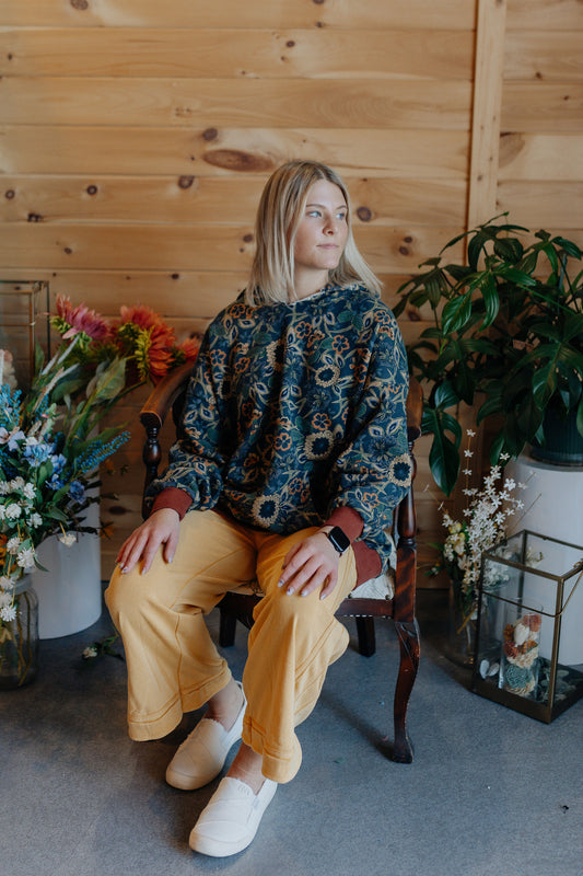 Navy & Tan Dahlias Sweatshirt