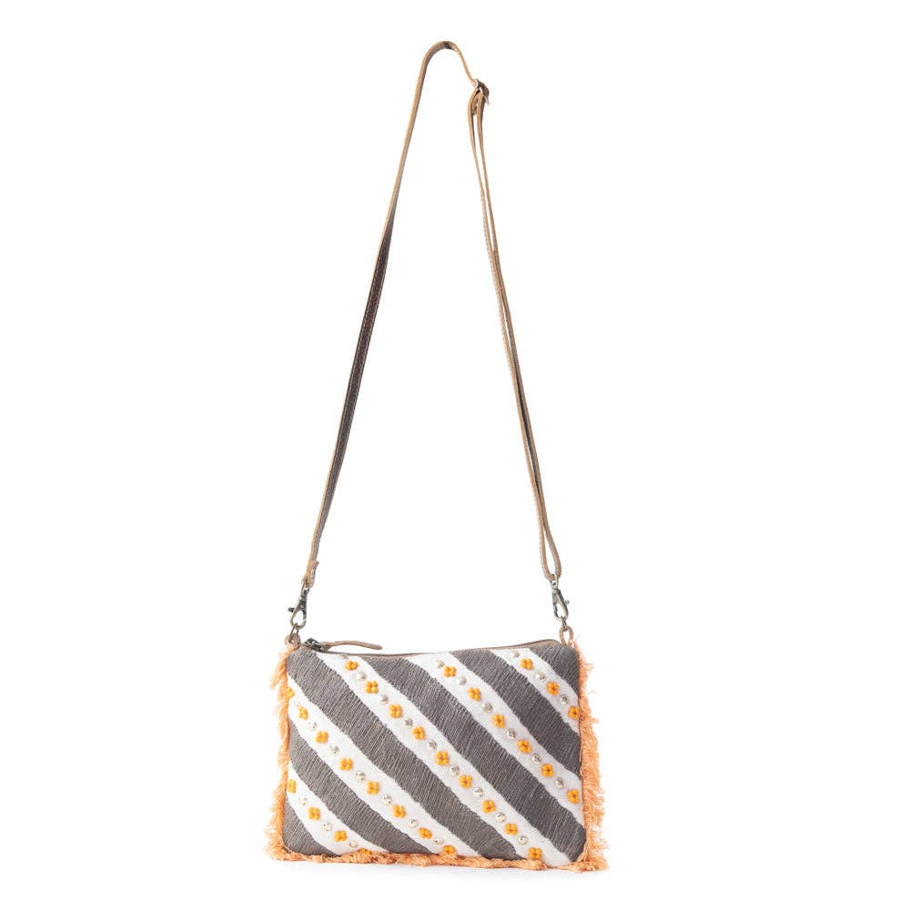 Canyon Skies Crossbody Bag: Grey