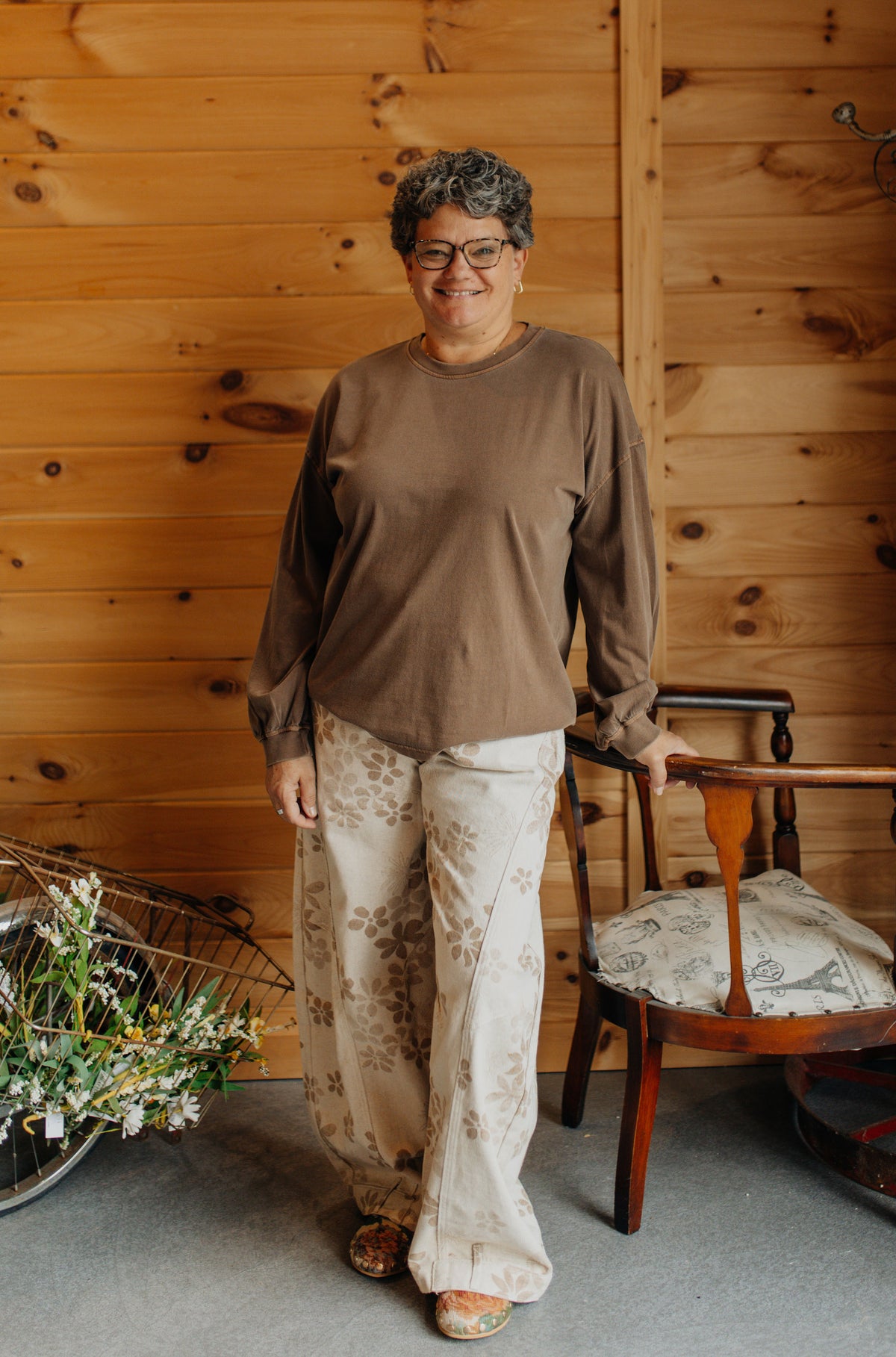 Floral Wide-Barrel Leg Pant