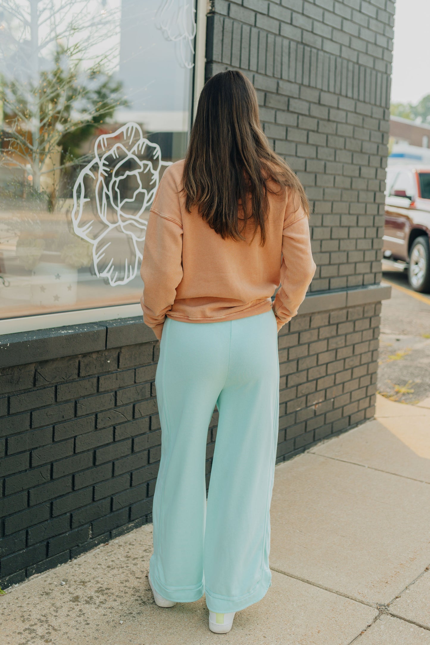 Lake Life Sweatshirt - Peach
