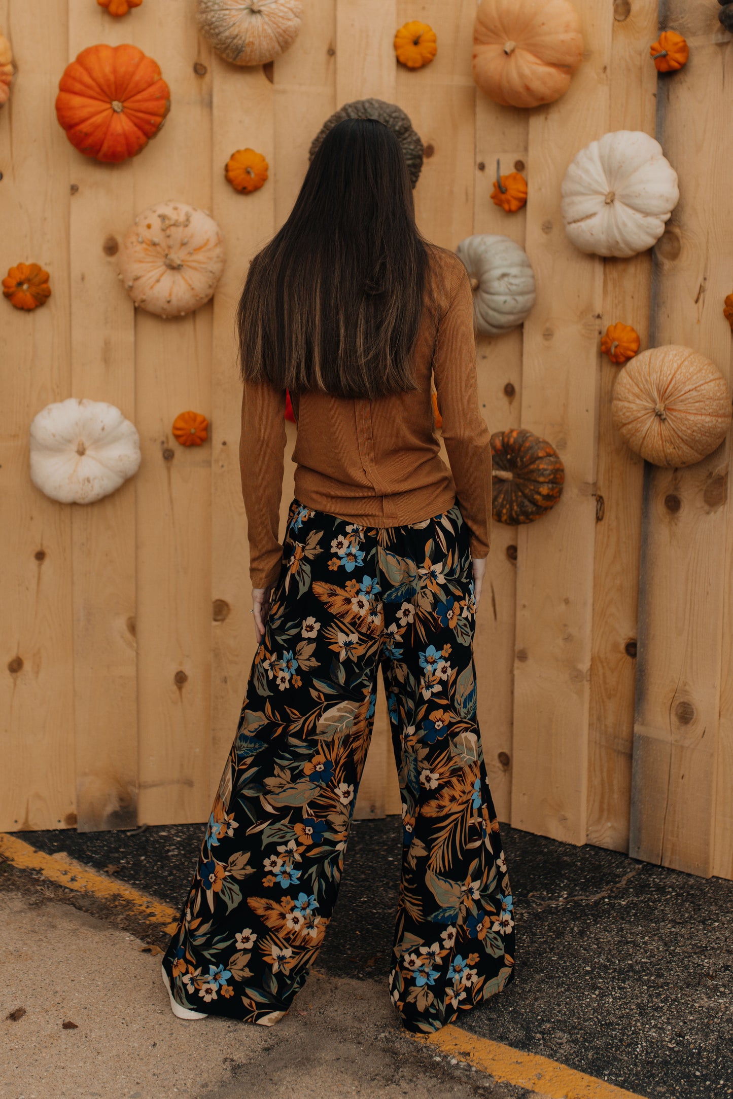 Navy Floral Flowy Pant