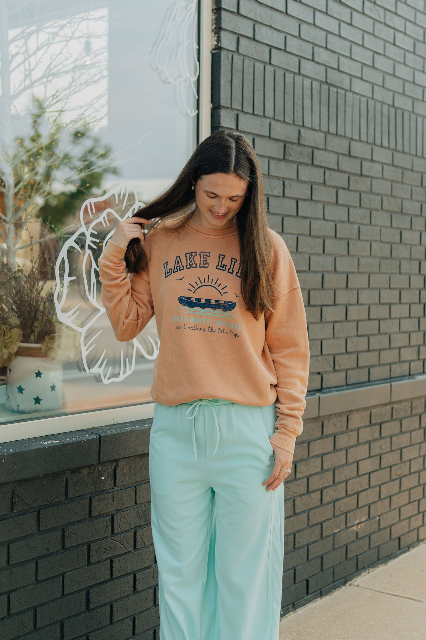 Lake Life Sweatshirt - Peach