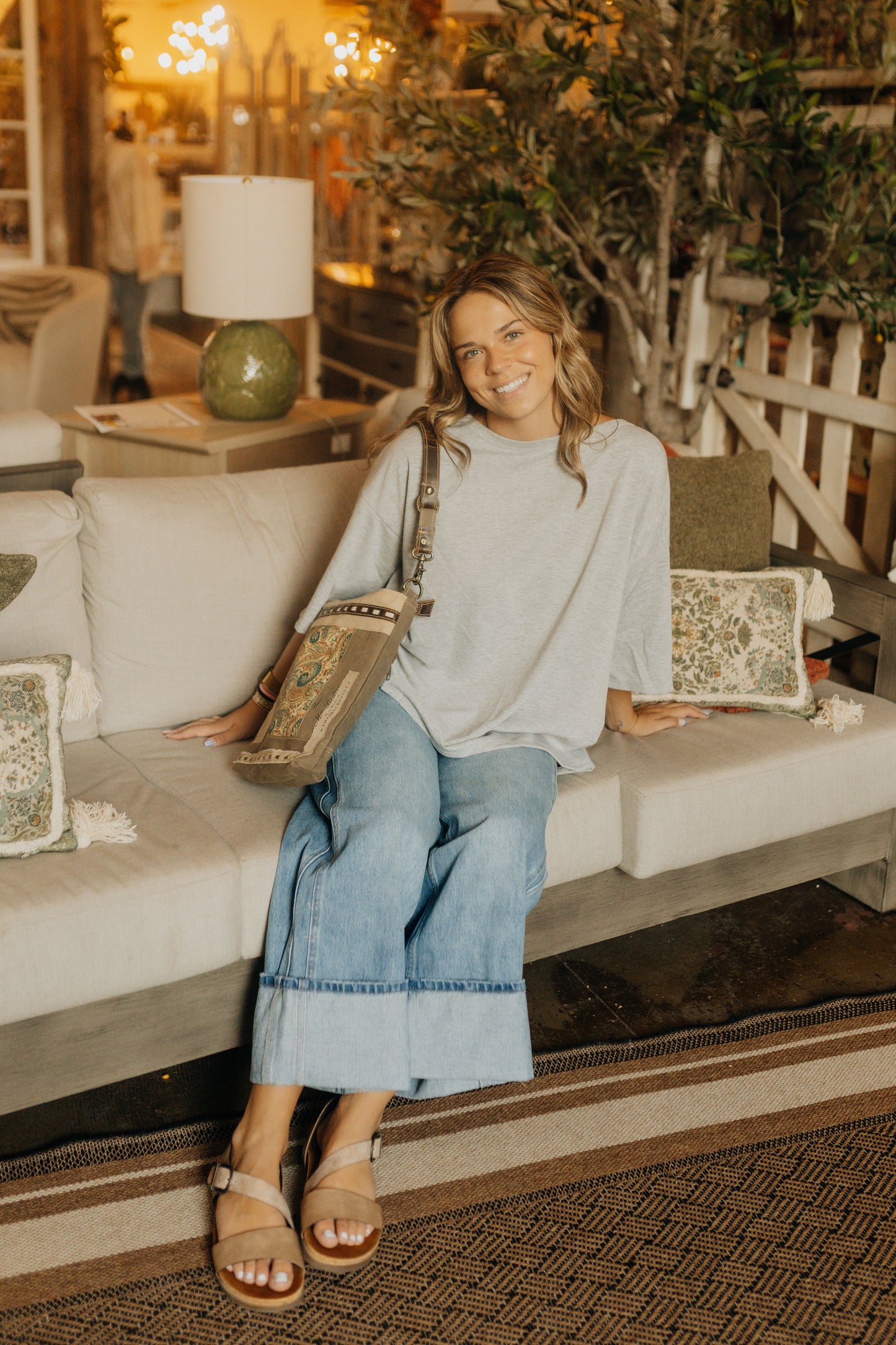 Must Have High Low Tee - Heather Gray