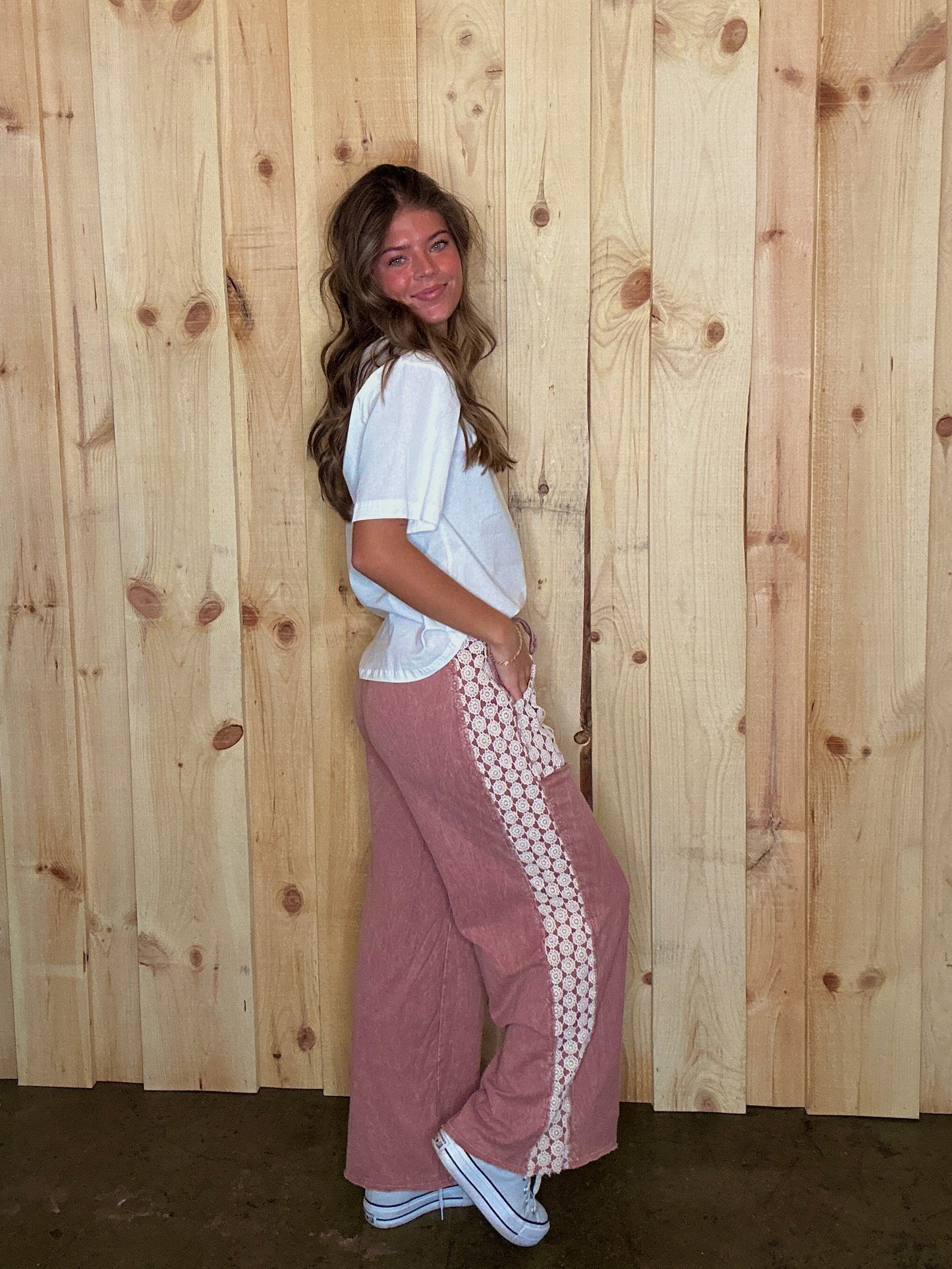 Light Mauve Daisy Trim Pants