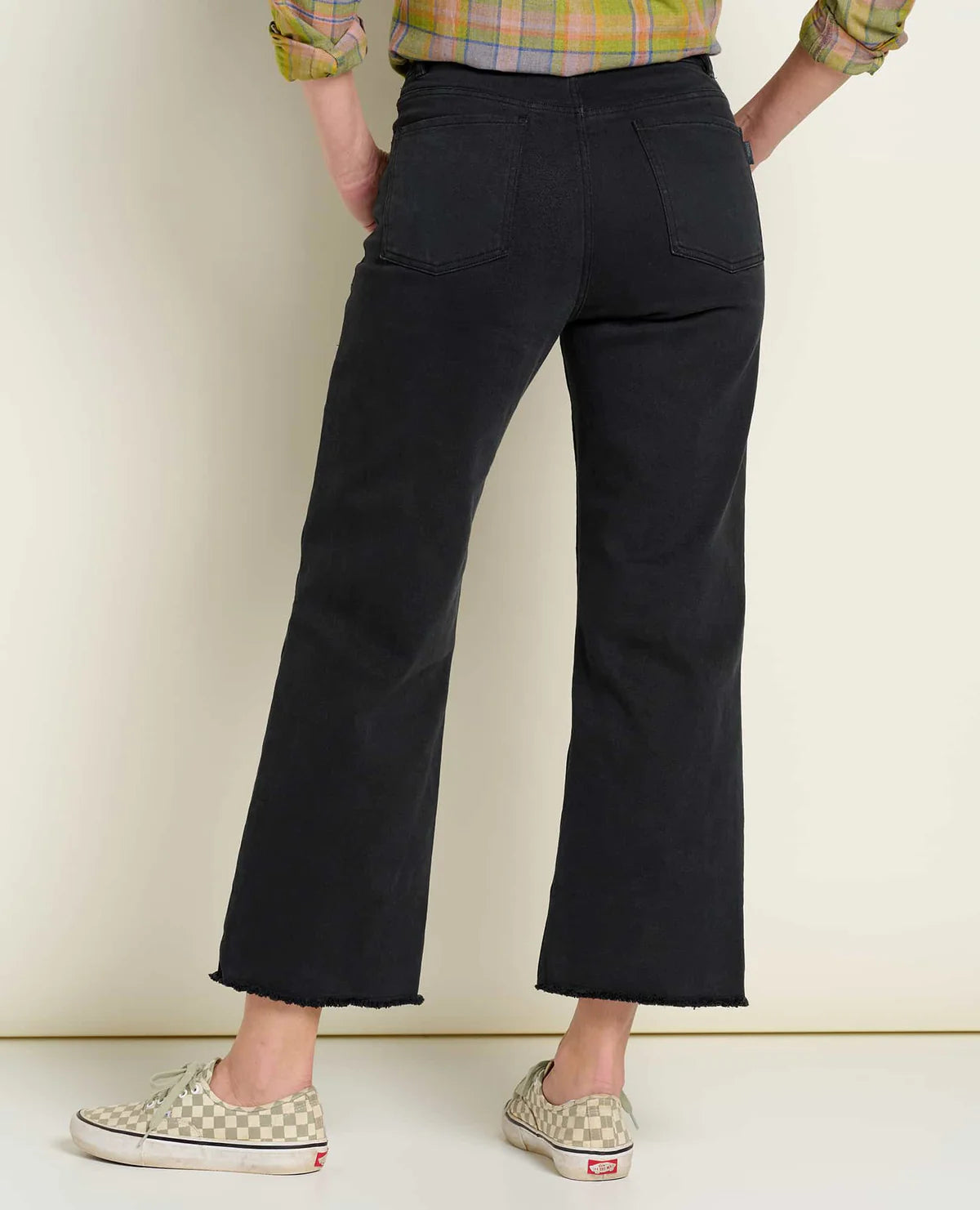 Balsam Seeded Cutoff pant - Black