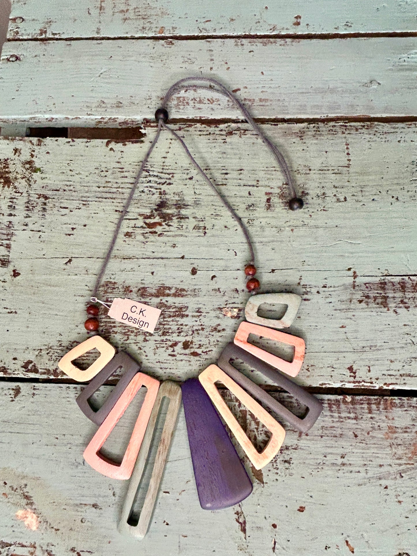 Caras Wooden Necklace