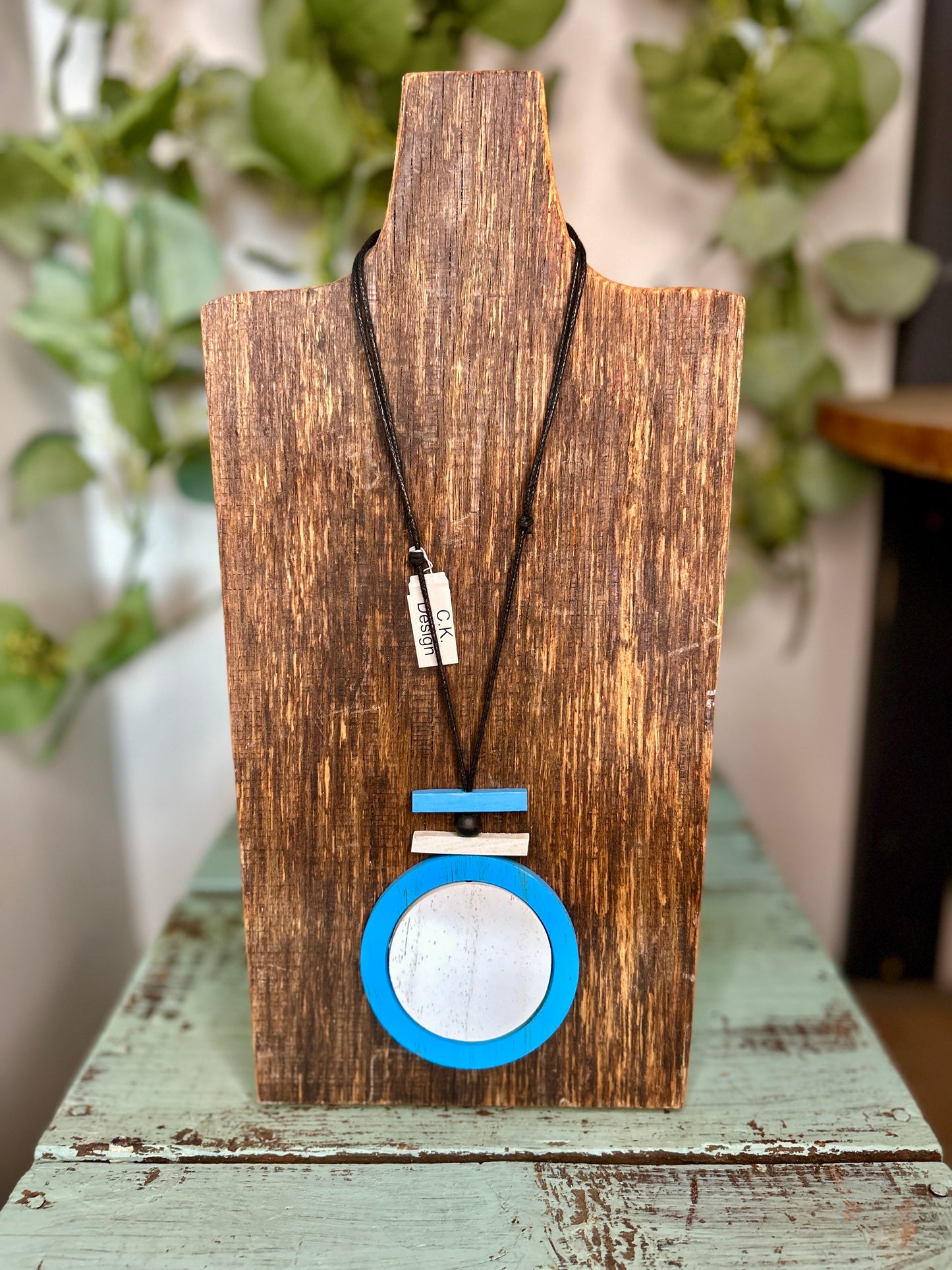 Abby's Wooden Necklace