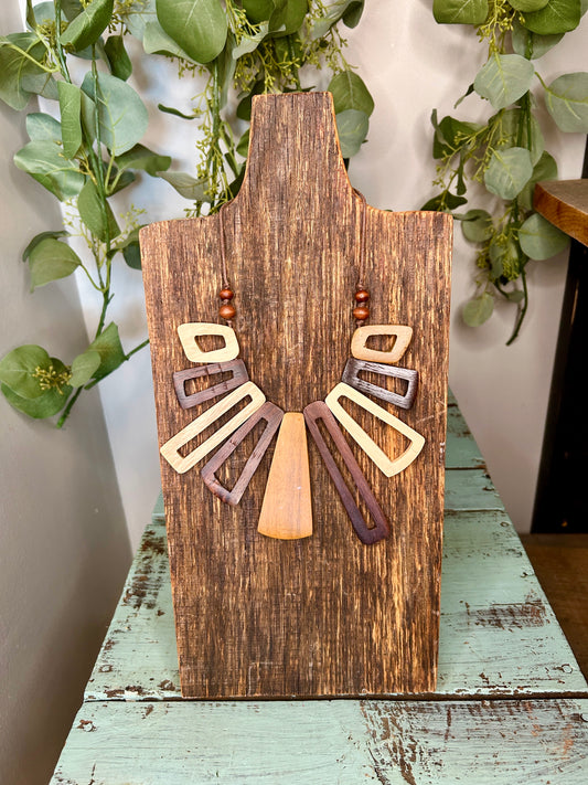 Jasmine's Wooden Necklace