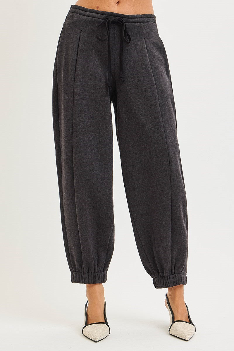 Relaxed Wide Leg Jogger