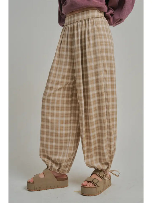 Vanilla Chai Plaid Joggers