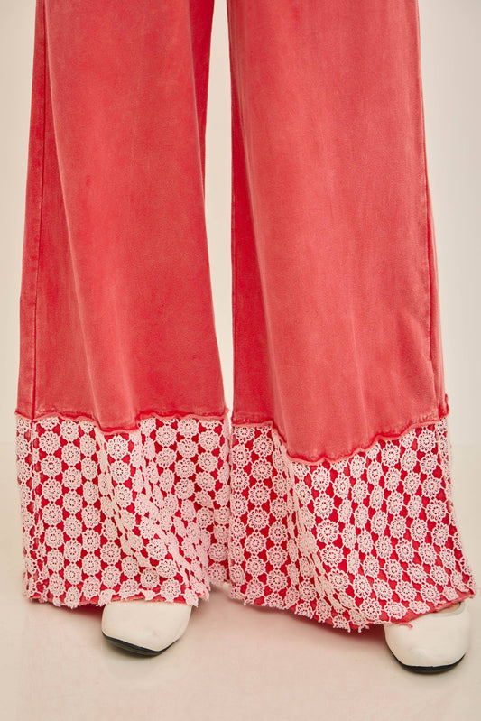 Mineral Washed Flower Daisy Trim Pant