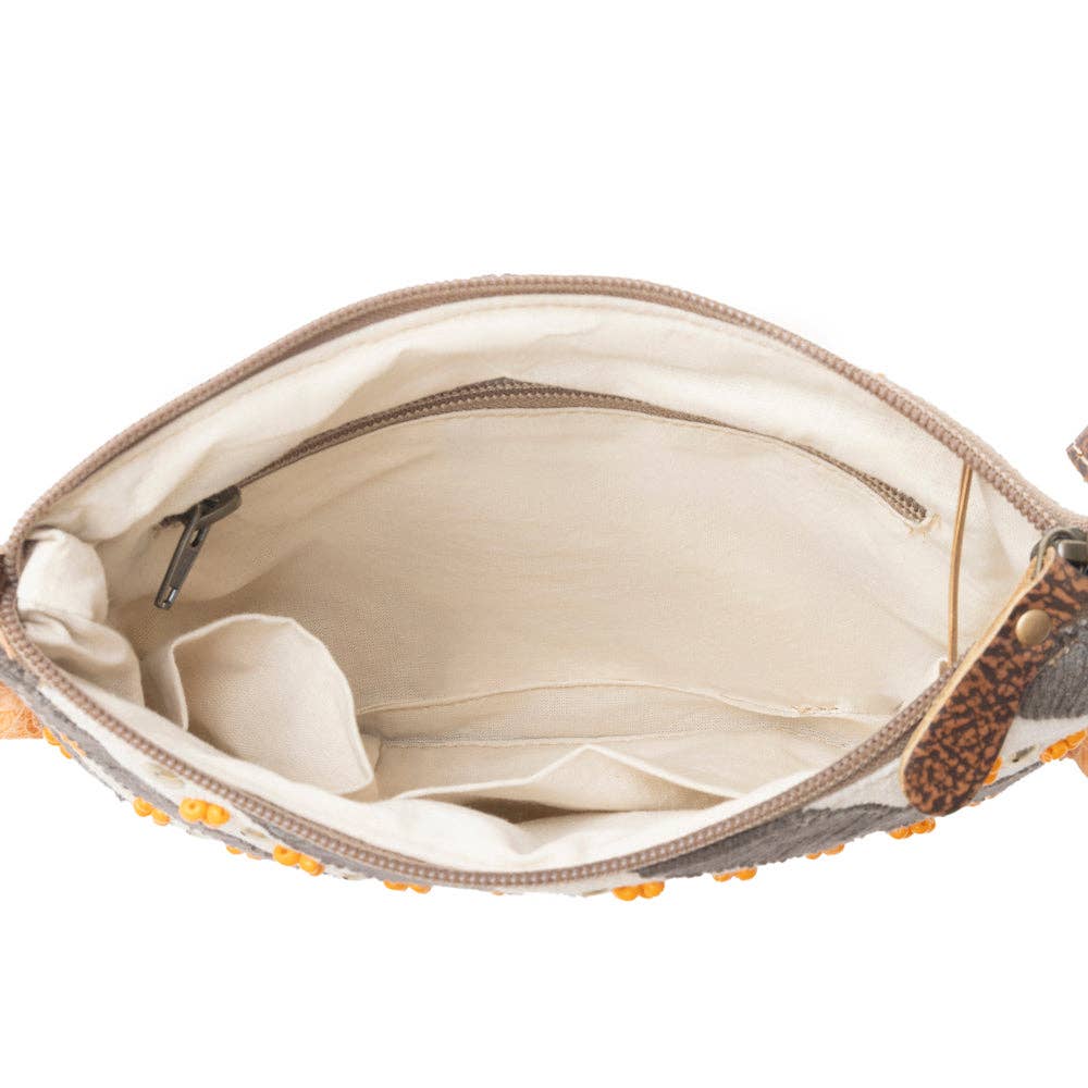 Canyon Skies Crossbody Bag: Grey
