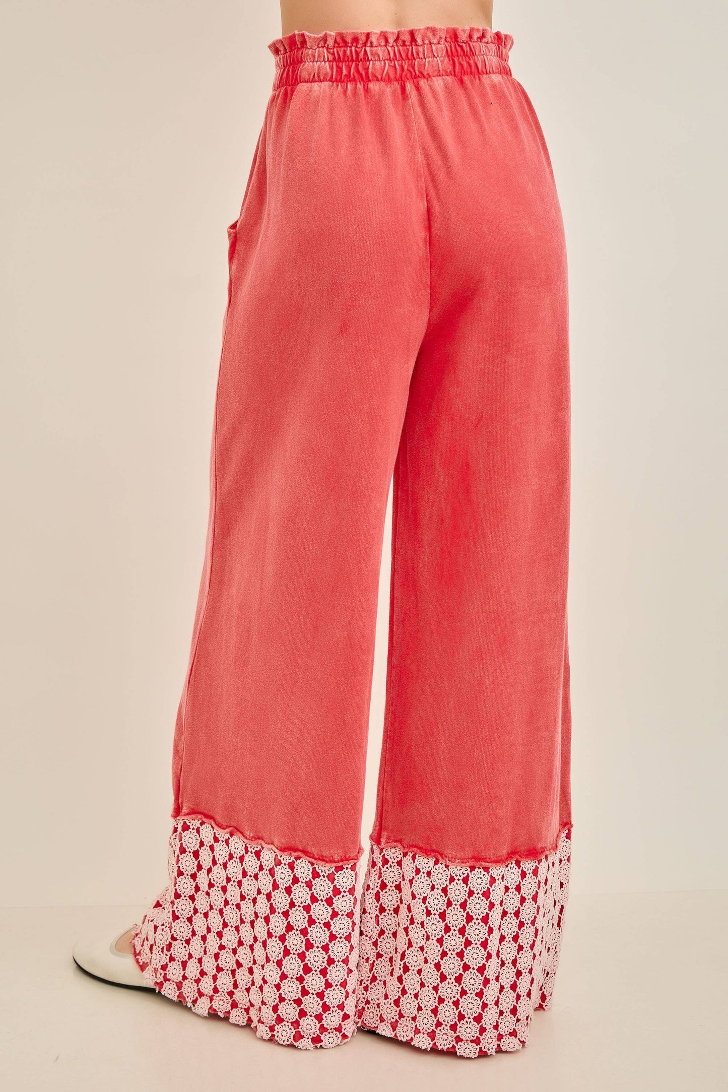 Mineral Washed Flower Daisy Trim Pant