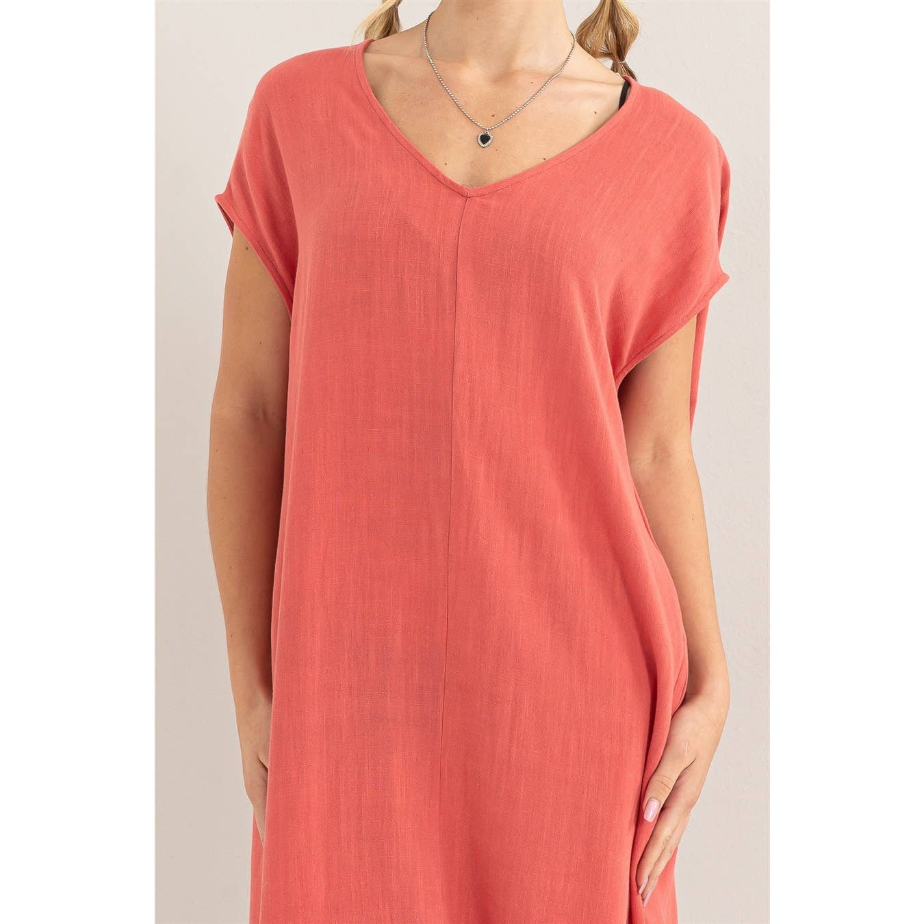 Sandy’s Linen Midi Dress
