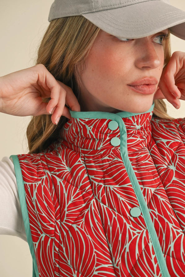 Scalloped Hem Quilted Puff Vest