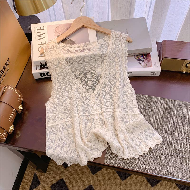 Embroidered Lace Short Sleeve Crop Top: Beige