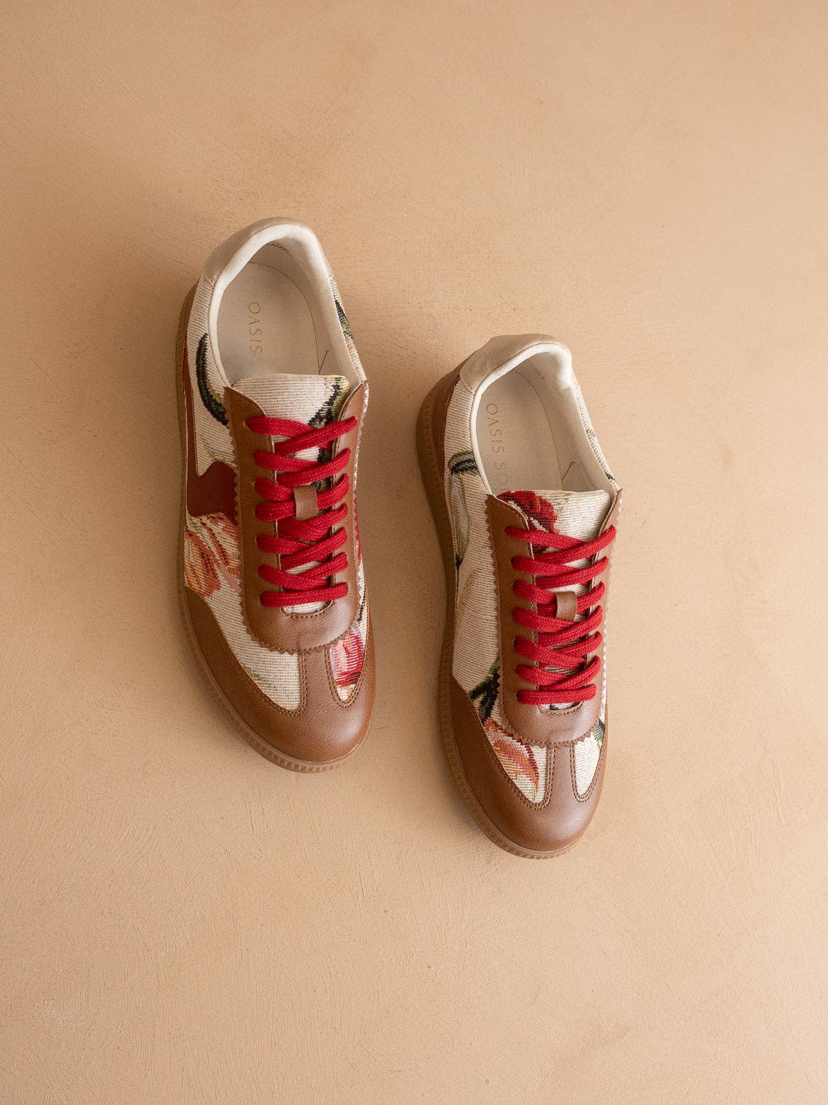 Beige Tulip Classic Low Top Sneakers